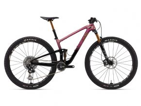 Giant Liv Pique Advanced 29 0 Womens Mountain Bike - Grip is priority to keep you feeling connected to the bike.